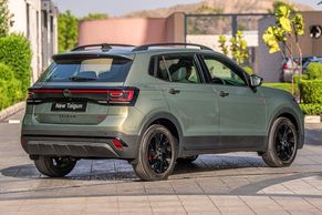 Volkswagen Taigun Rear Right Side Image
