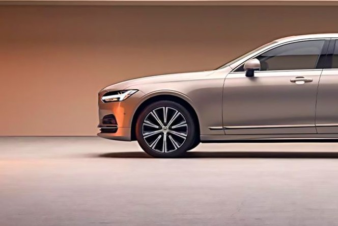 Volvo S90 Wheel Image Volvo S90 Wheel Image