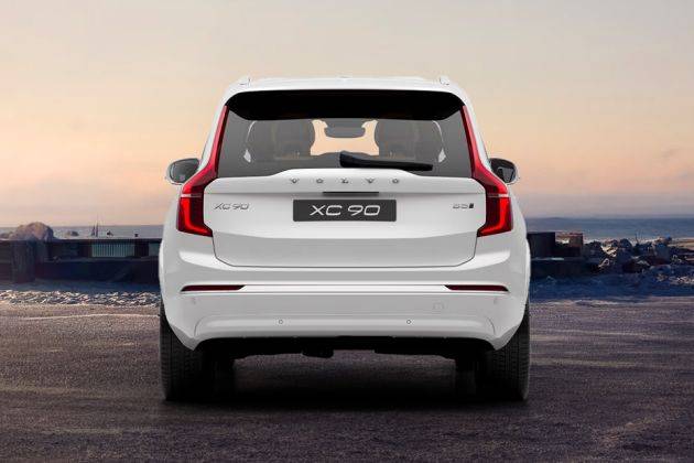 Volvo XC90 Rear view Image