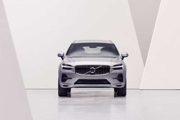 Volvo XC60 Front View Image