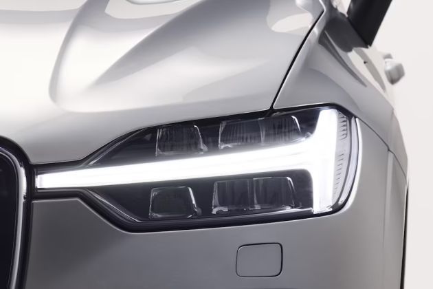 Volvo XC60 Headlight Image