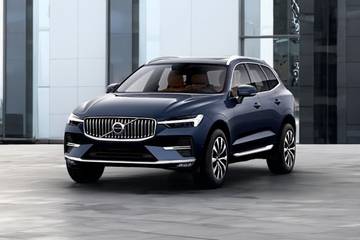 Volvo XC60 Front Left Side Image