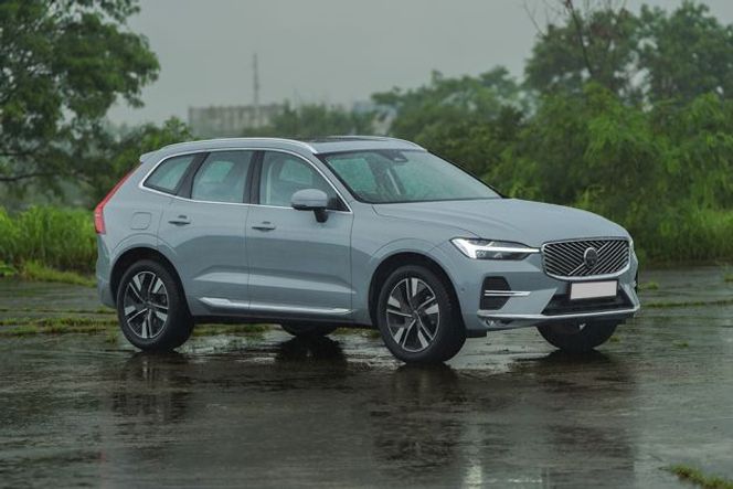 ವೋಲ್ವೋ xc60 ಎಕ್ಸ್‌ಟೀರಿಯರ್ image