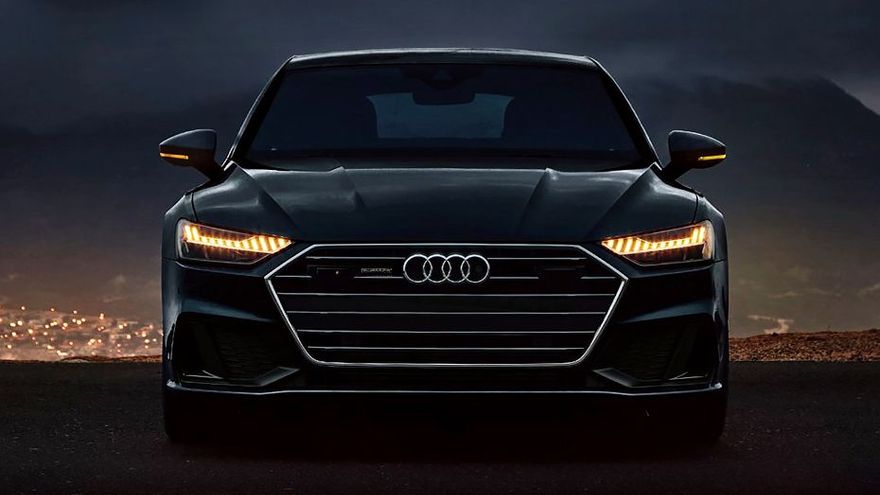 Audi A7 Front View Image