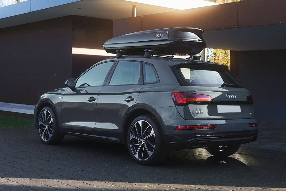 Audi Q5 Rear Right Side