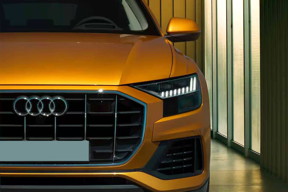 Audi Q8 Headlight