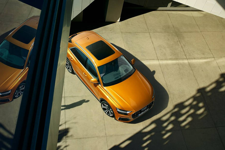 Audi Q8 Top View