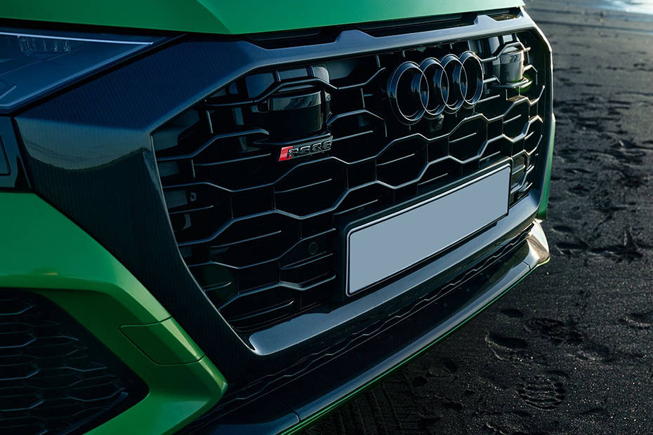 Audi RS Q8 Grille