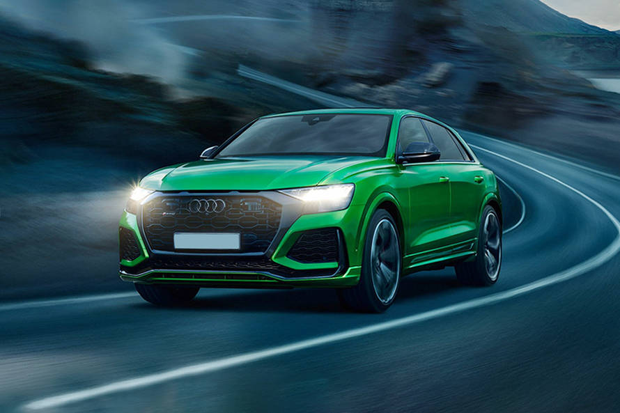 Audi RS Q8 Front Left Side