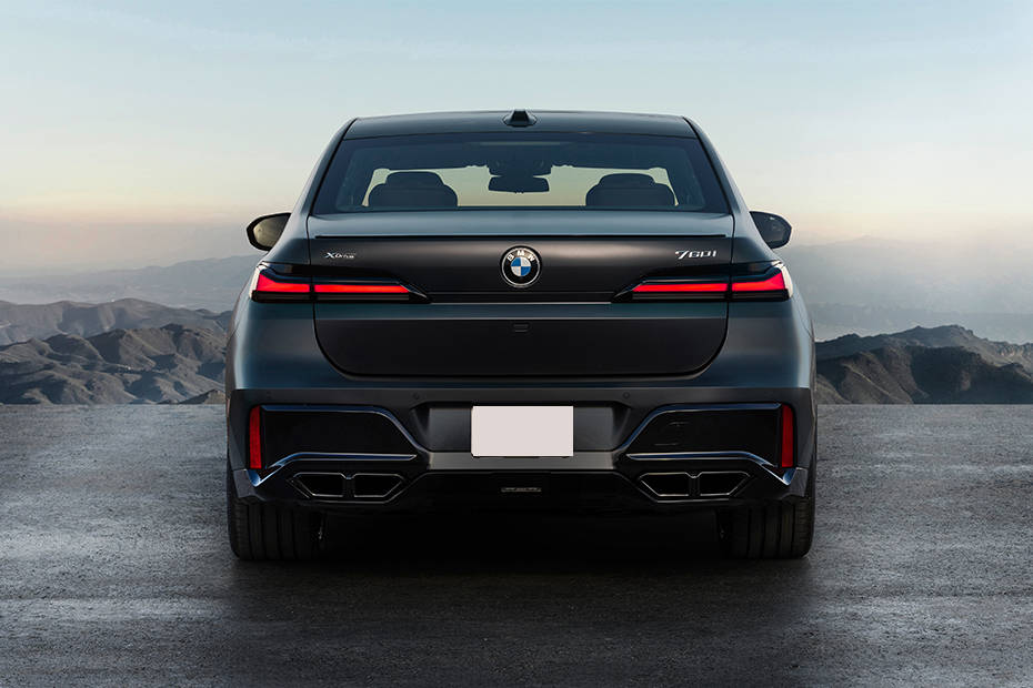 BMW 7 Series Rear view