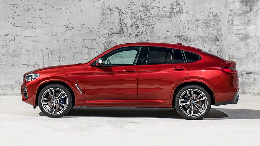 BMW X4 2019-2022 Side View (Left)  Image