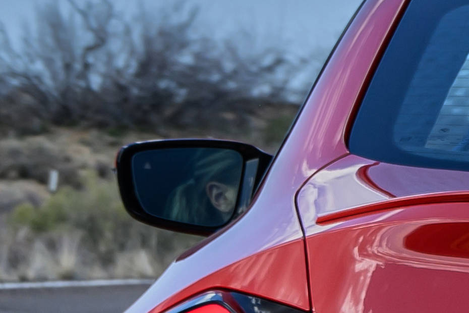 BMW M2 Side Mirror (Glass)