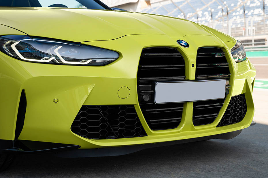 BMW M4 Competition Grille Image by CarDekho