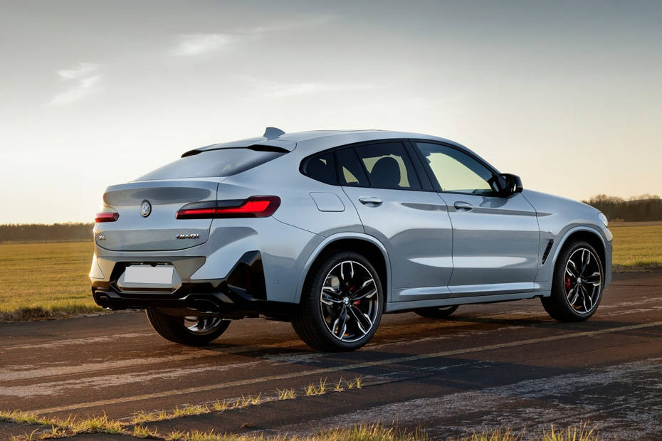 BMW X4 Rear Right Side