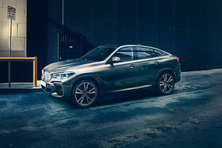 BMW X6 Front Left Side