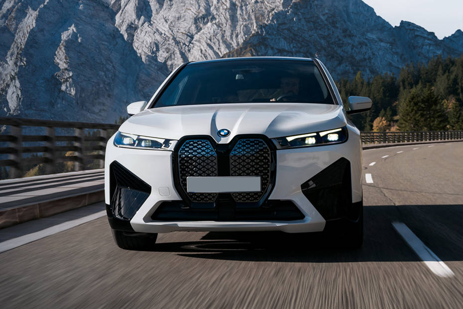 BMW iX Exterior Image