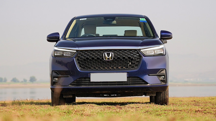 హోండా ఆమేజ్ ముందు వీక్షణ