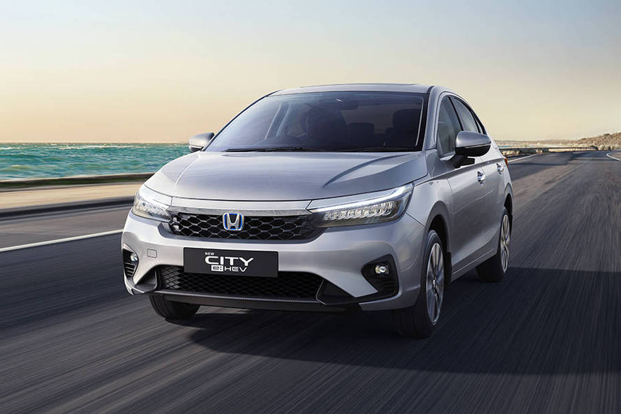 Honda City Hybrid Front Left Side
