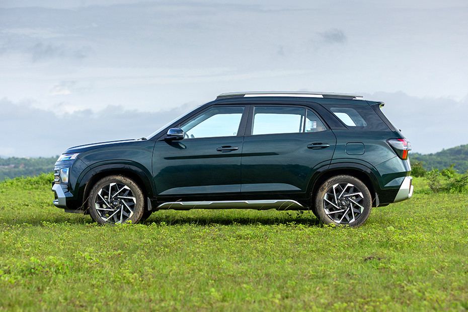 Hyundai Alcazar Price - Features, Images, Colours & Reviews