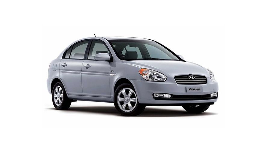 Hyundai Verna 2006-2010 Front Left Side Image
