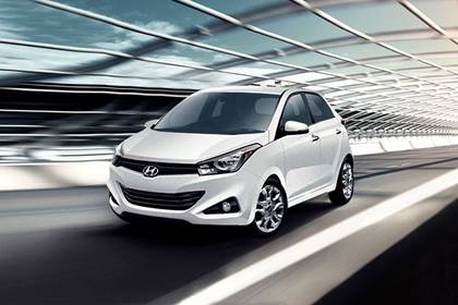 Hyundai i15 Front Left Side Image Hyundai i15 Front Left Side Image