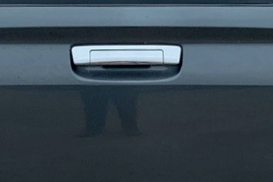 Isuzu Hi-Lander Door Handle