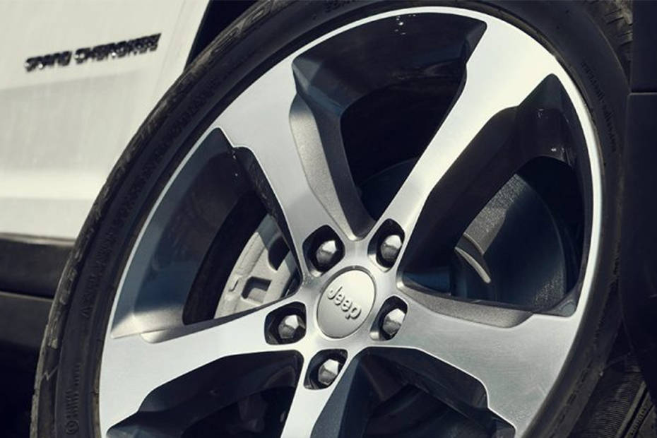 Jeep Grand Cherokee Wheel