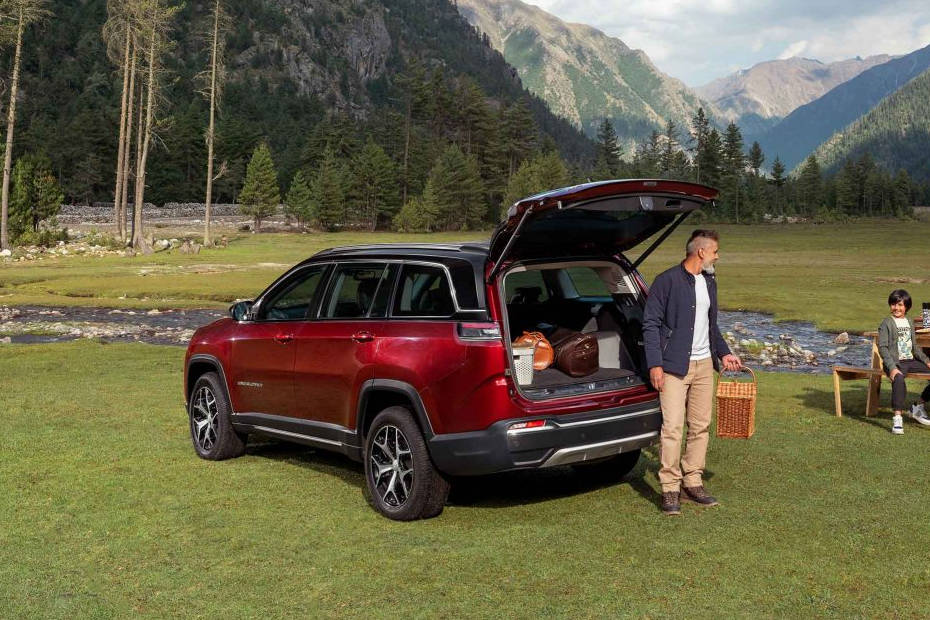 Jeep Meridian Exterior Image