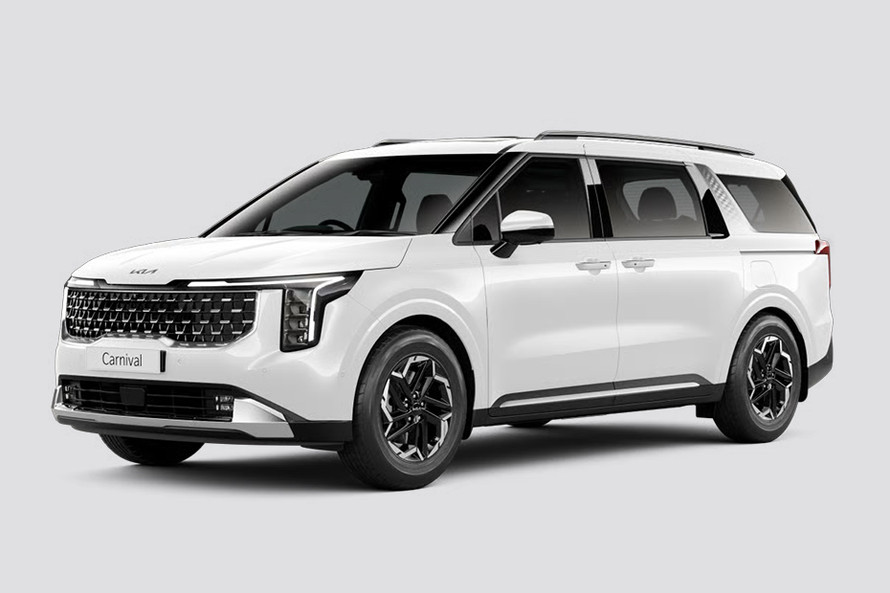 Kia Carnival Front Left Quarter View