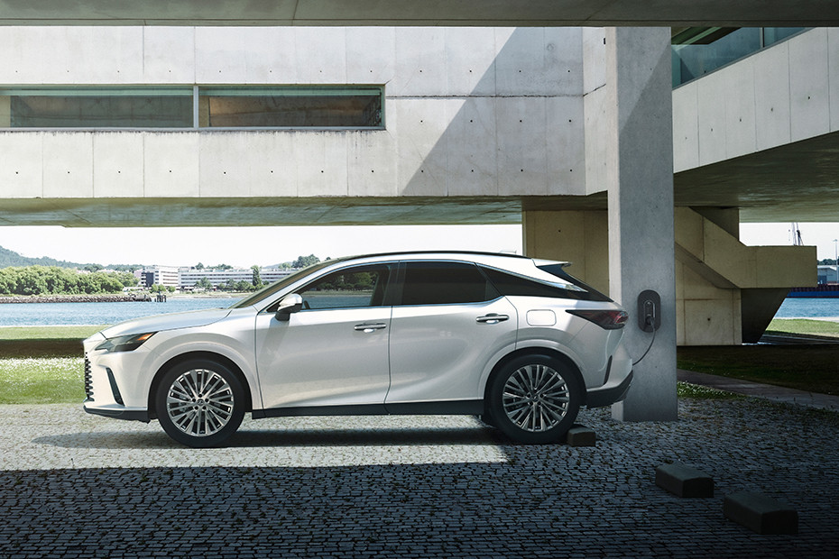 Lexus RX 2011-2023 Price, Images, Mileage, Reviews, Specs