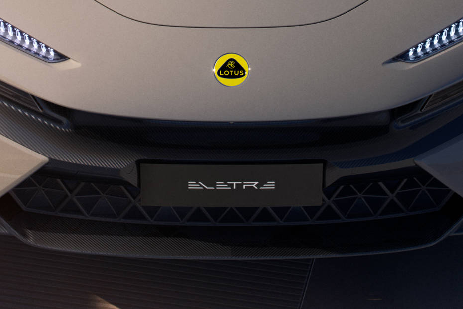 Lotus Eletre Grille