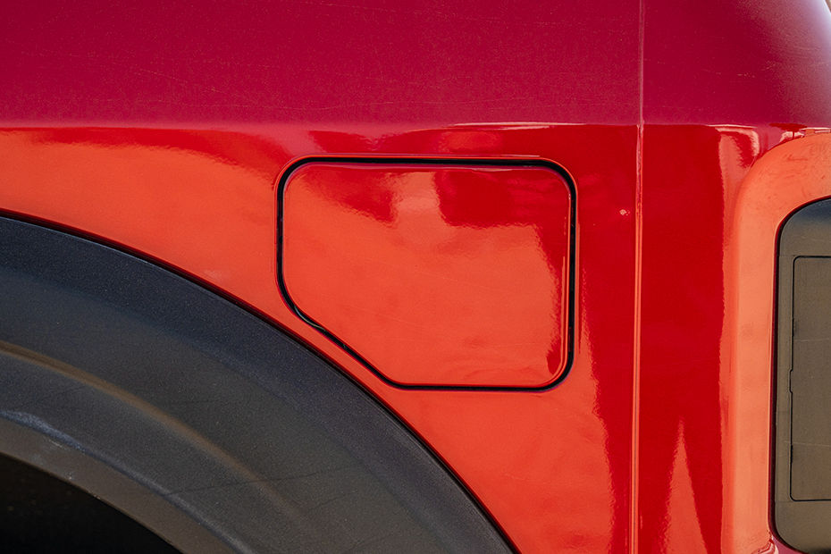 Mahindra Thar OG Fuel Lid (Closed)