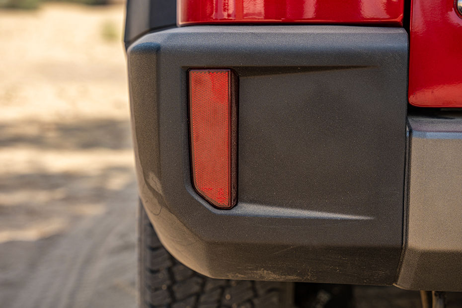 Mahindra Thar OG Rear Reflector