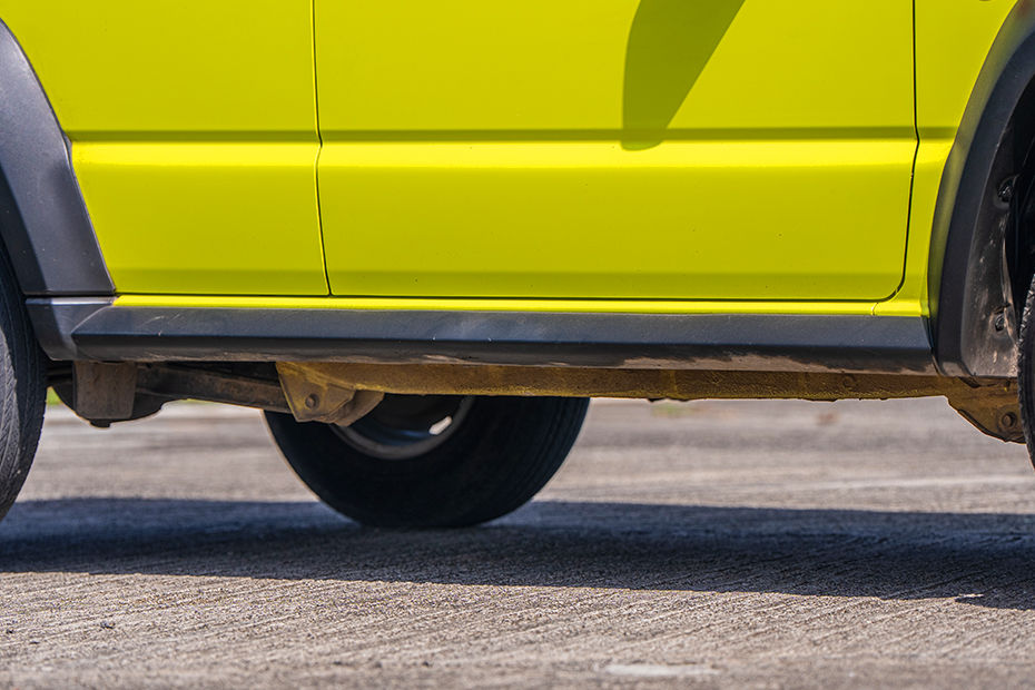 Maruti Suzuki Jimny Side Skirt