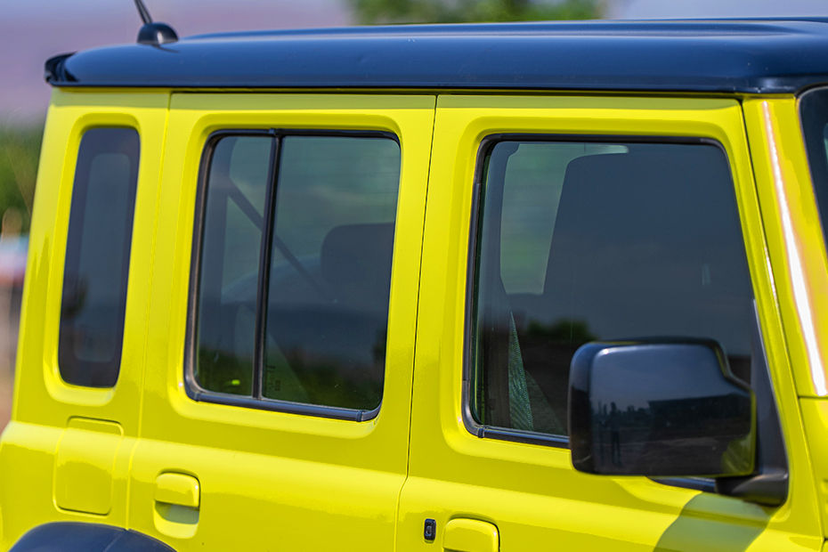 Maruti Suzuki Jimny Window Line