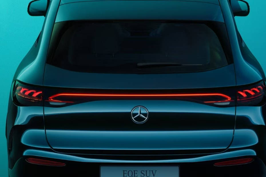 Mercedes-Benz EQE SUV Exterior Image