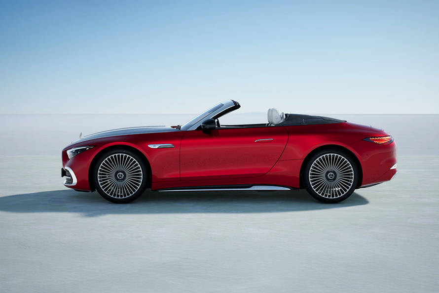 Mercedes-Benz Maybach SL 680 Side View (Left) 