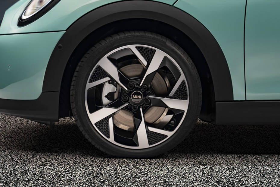 Mini Cooper S 2024 Wheel