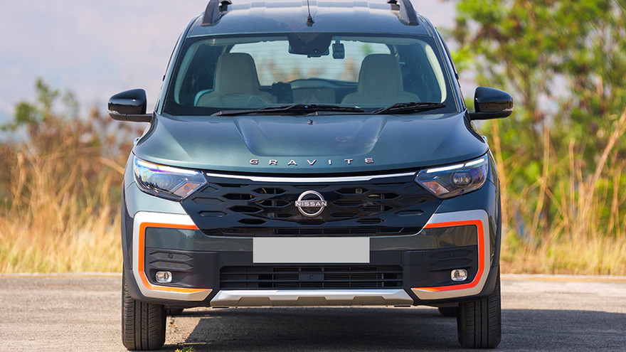 Nissan Gravite Front View