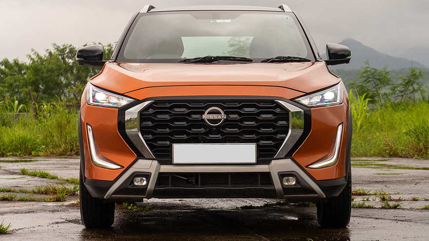 നിസ്സാൻ മാഗ്നൈറ്റ് മുന്നിൽ കാണുക