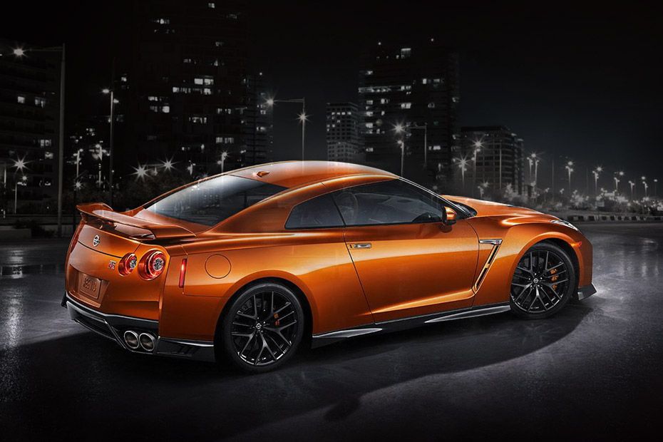 Nissan GT-R Specifications - Dimensions, Configurations, Features