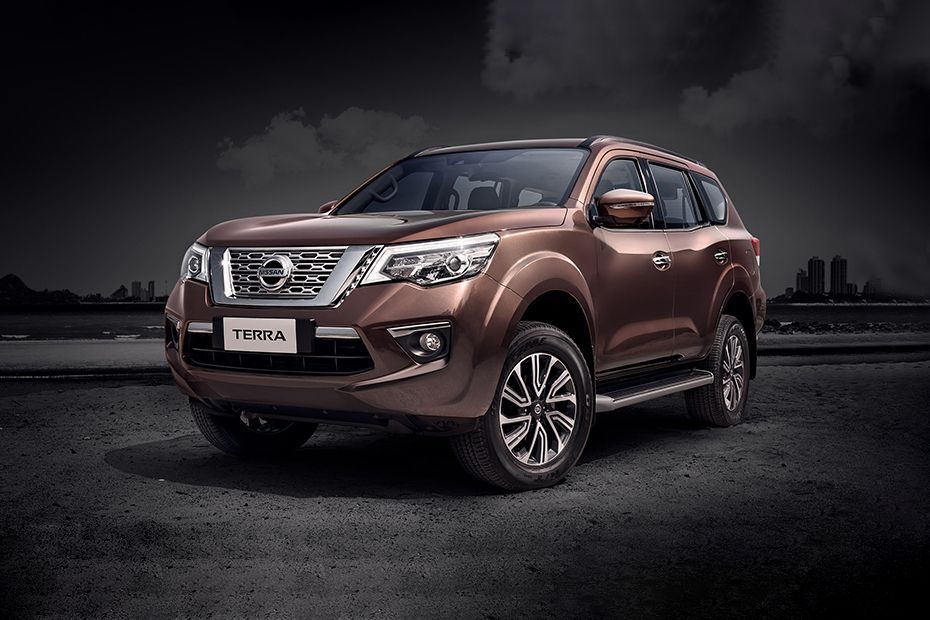 Nissan Terra Front Left Side Image Nissan Terra Front Left Side Image