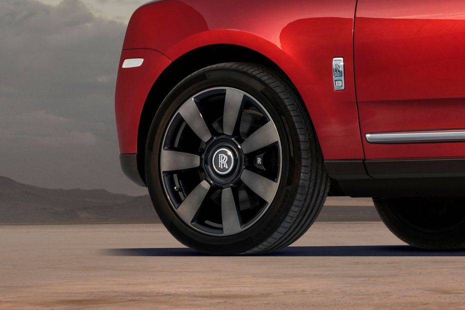 Rolls-Royce Cullinan Wheel Image