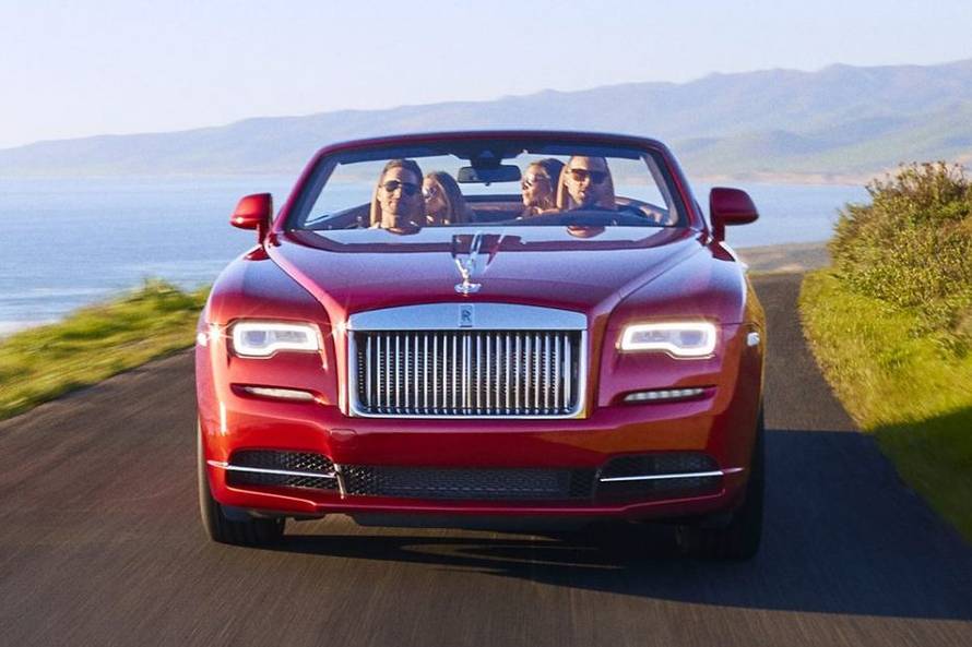 Rolls-Royce Dawn Front View Image