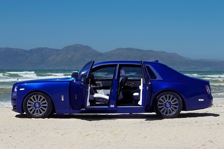 Rolls Royce Phantom Side View (Left) 