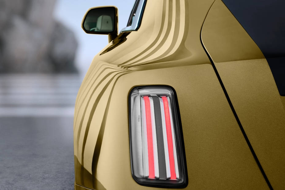 Rolls-Royce Spectre Taillight