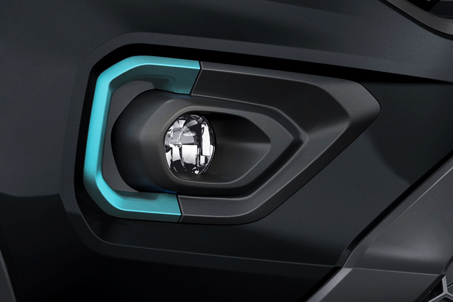 Tata Nexon EV Front Fog Lamp Image by CarDekho