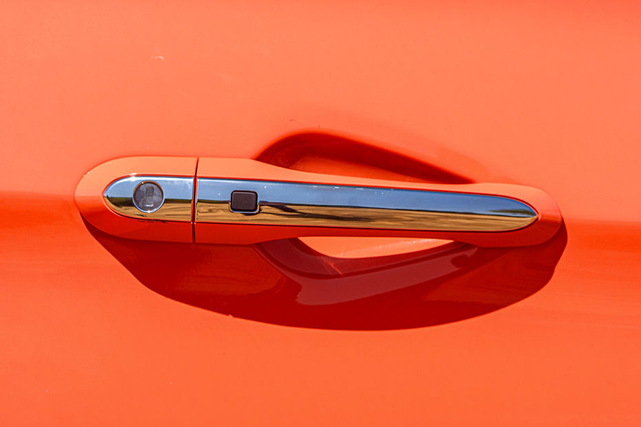 Tata Tiago Door Handle Image