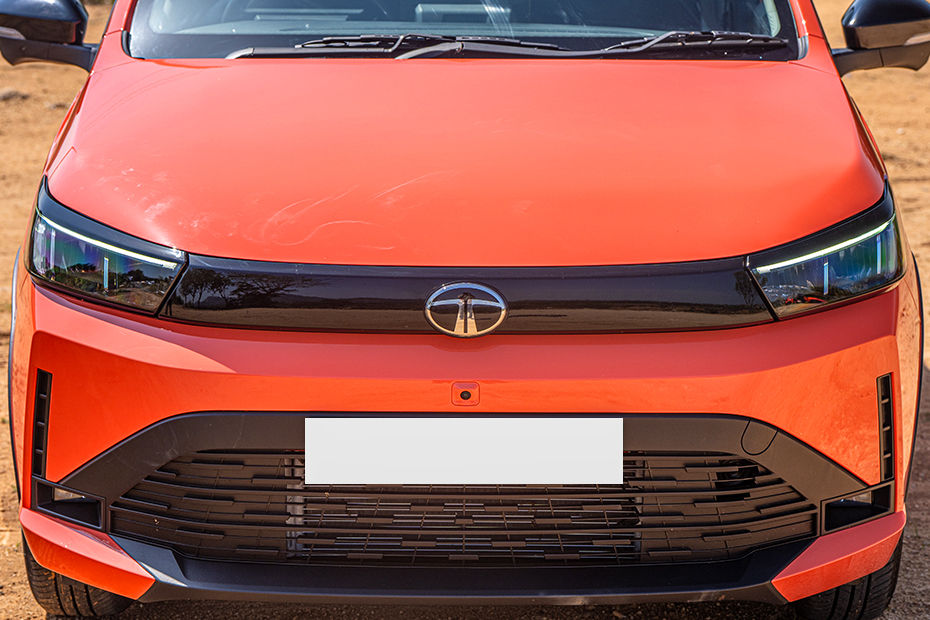 Tata Tiago DRL Image