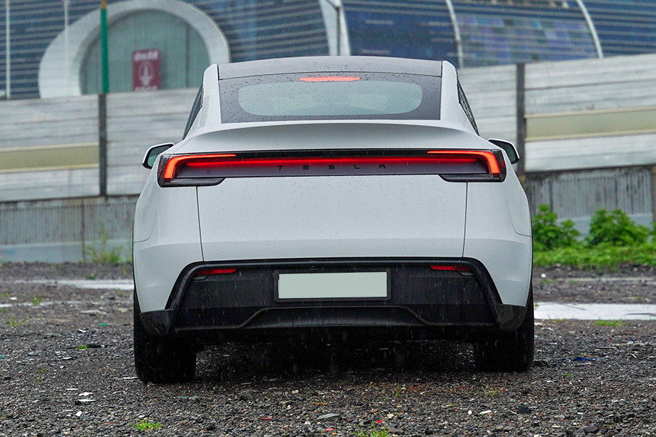 Do Electric Cars Have Exhaust Systems: Debunking Myths Fast